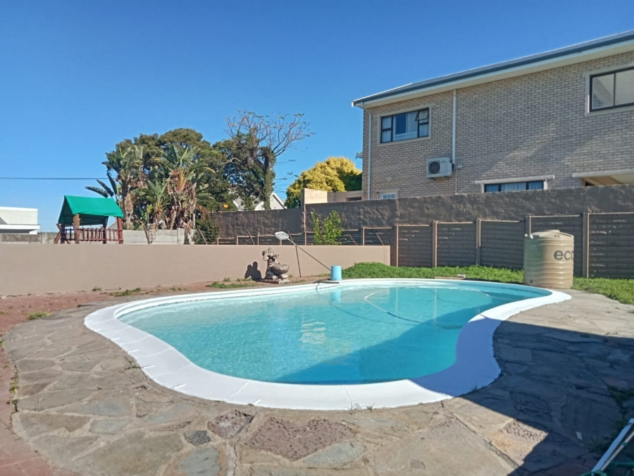 3 Bedroom Property for Sale in Beacon Bay Eastern Cape